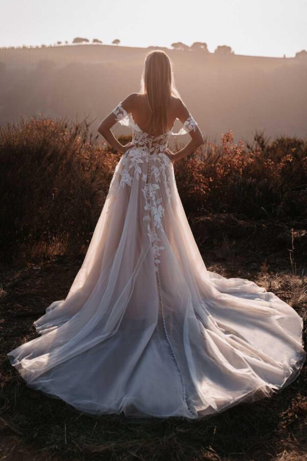 Allure Bridal - 3500, back