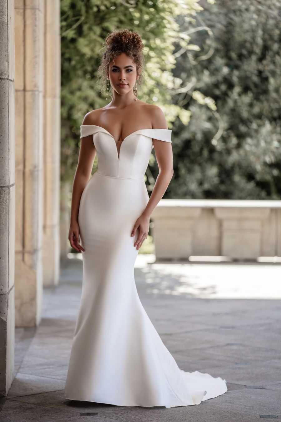 Allure Bridal - A1113, front