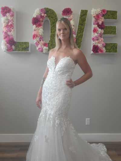 Allure Bridal Style 9762 wedding gown