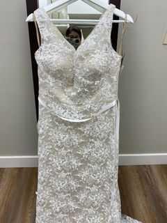 Dehlia wedding dress
